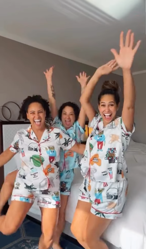 Baile Inolvidable Puerto Rico Satin Pajama Set For Women